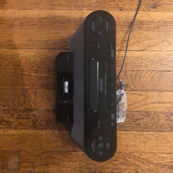 Sony clock radio w/remote & iPhone adapter - Picture 3 of 9